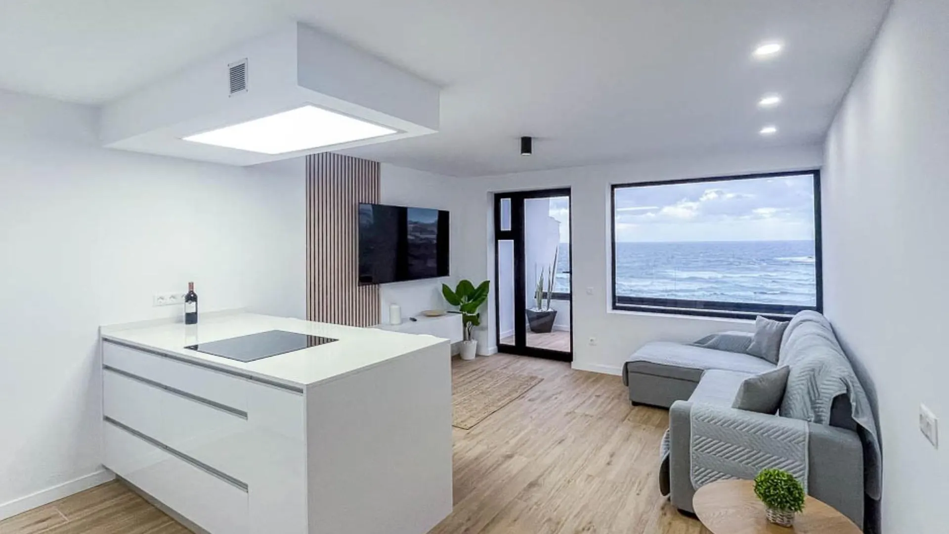 El Bunker Luxury Suite En Playa Del Hombre Con Vista Al Mar